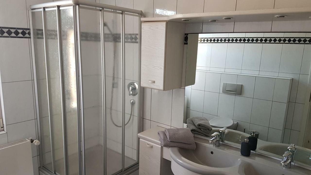 Zimmervermietung Muelheim Mülheim an der Ruhr Extérieur photo