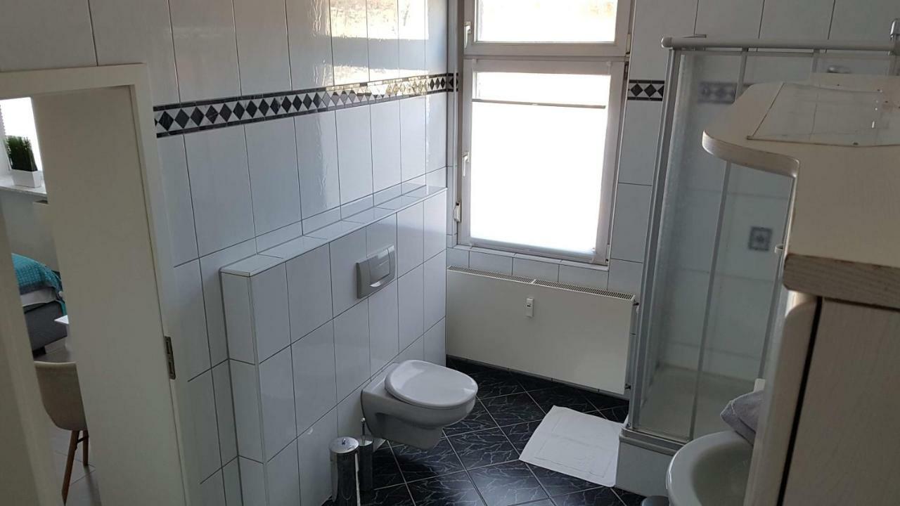 Zimmervermietung Muelheim Mülheim an der Ruhr Extérieur photo
